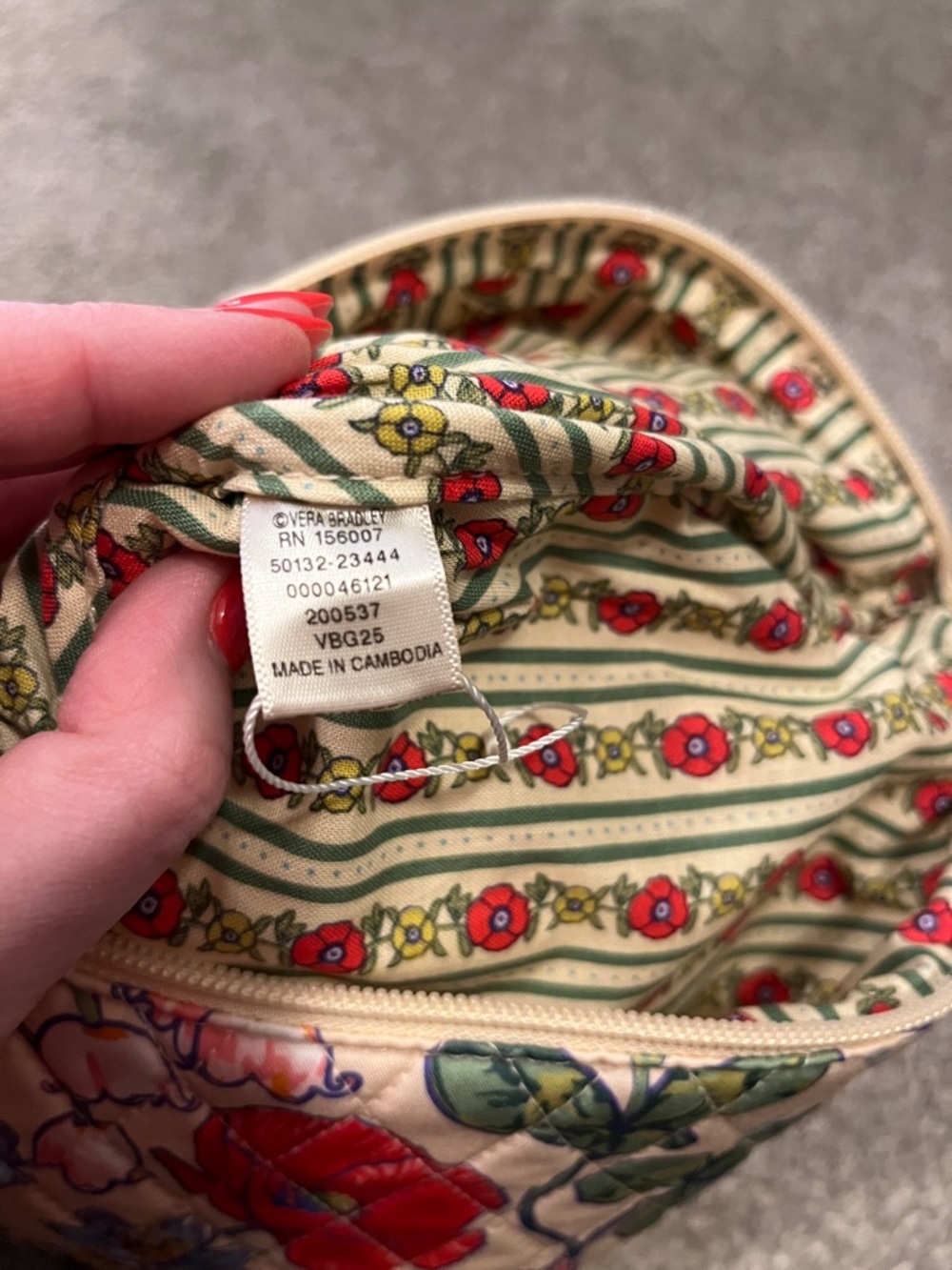 Vera Bradley Floral Quilted Tote & Matching Pouch NWOT Spring Garden Print - Picture 14 of 14